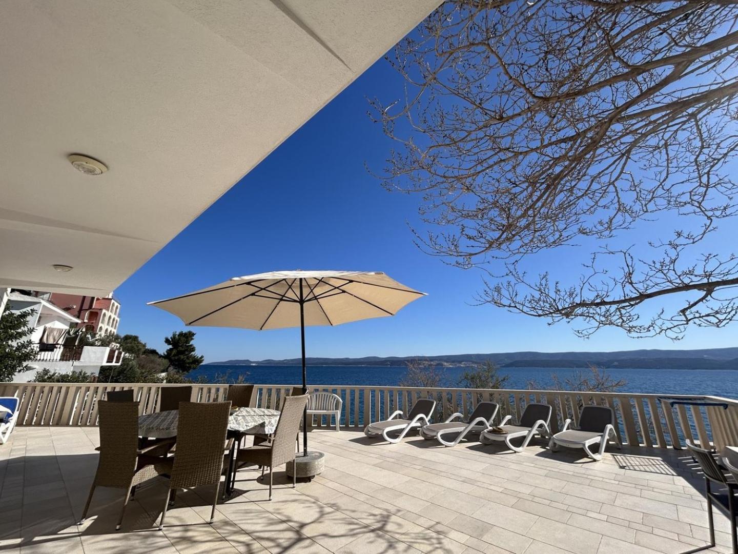 Azure Apartments By The Sea Near City Omiš Zewnętrze zdjęcie